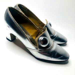 VTG 60s Ruffinos Italiano Womens Shoes Pumps Silver Oversized Button Mod, 6 W